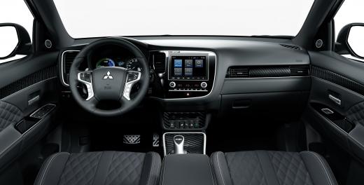 Afbeelding van het dashboard van de Outlander PHEV