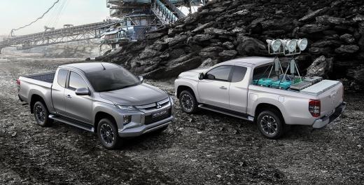 Afbeelding van twee L200's in de mijnbouw